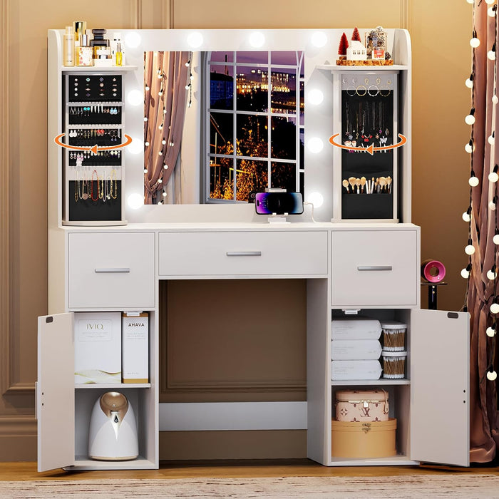 White Makeup Vanity Desk With Brilliant Illumination