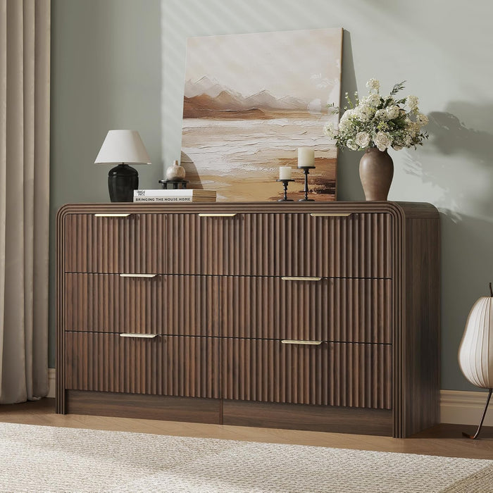 Fluted Drawers Dresser for Bedroom, Wood Dressers with Gold Handles, Modern Dressers with Wave Texture, Large Storage Chest of Drawers, Bedroom Dresser Organizer 55'' & 7 Drawers (Walnut)