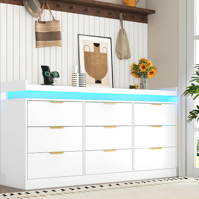 9 Drawer Dresser for Bedroom, White Dresser with LED Lights and Charging Station, Modern Chest of Drawer, Wood Triple Wide Drawer Organizer Cabinet for Bedroom, Living Room, Entryway, Hallway