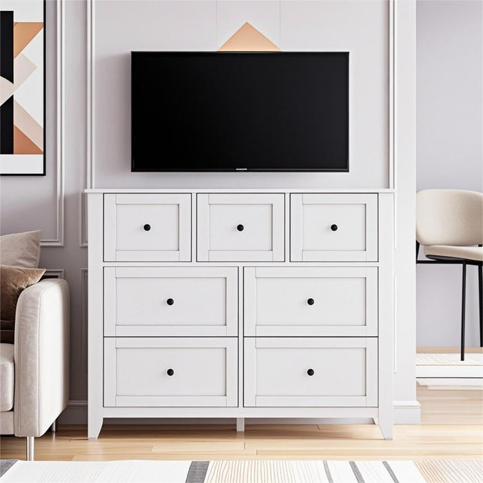White Contemporary Seven Drawer Dresser For Bedroom