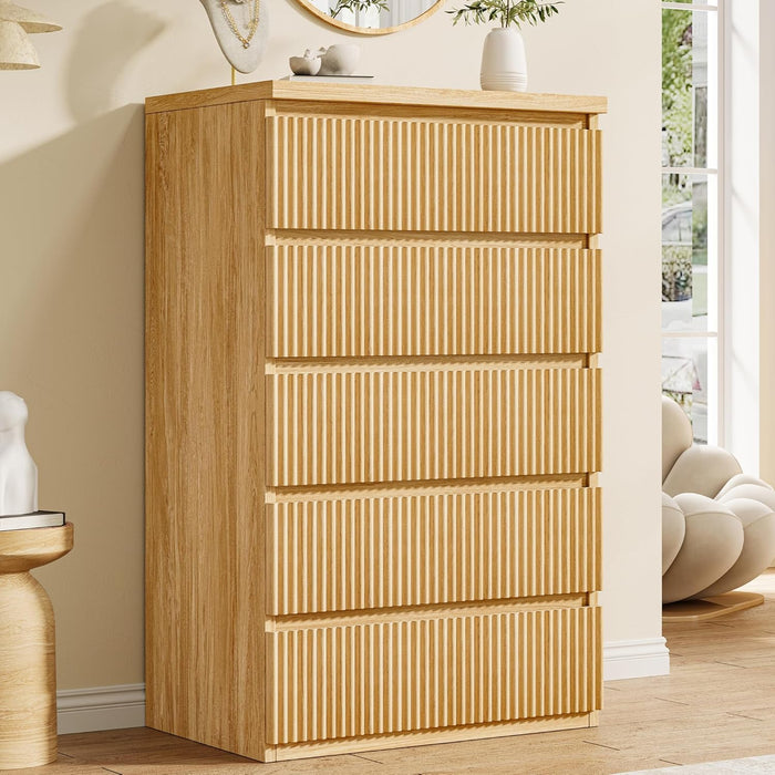 Fluted 5 Drawer Dresser for Bedroom, 43" Tall Dresser for Bedroom, Modern Fluted Chest of Drawers, Handle-Free/Floor-Mounted Wood Drawer Dresser for Living Room, Bedroom, Entryway, Hallway (Oak)