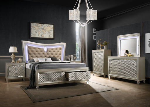 Champagne Silver Wood 6Pc Bedroom Set in Queen Bed