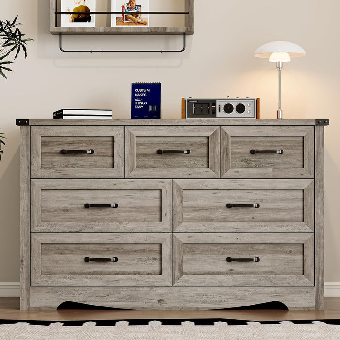 7-Drawer Dresser for Bedroom, Modern Wooden Chest of Drawers with Metal Handles, Anti-Tipping Design, Sturdy and Stable Storage Organizer for Living Room, Entryway, Home Office