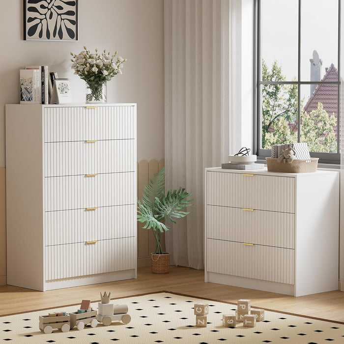 White Contemporary Dresser With Three Impressive Drawers