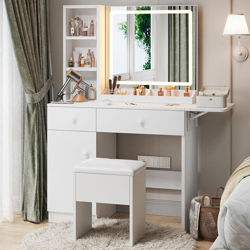White Vanity Desk With Illuminated Mirror Lighting