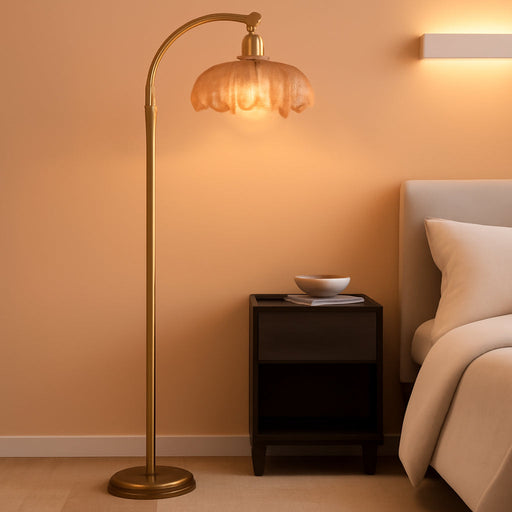 Gold Floor Lamp for Living Room,Bedroom,Mid Century Modern Standing Lamp with Remote,Dimmable Brass Tall Lamp Amber Glass Vintage Retro Arc Floor Lamps Flower Floor Light Boho Bohemian