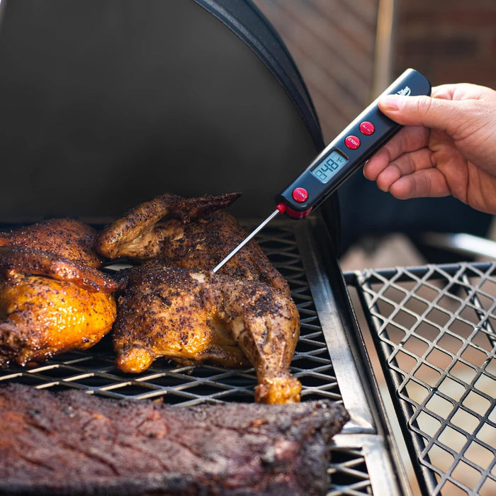 ® Competition Pro® Barrel Grill and Offset Smoker, Includes Side Fire Box for Texas-Style Offset Smoking, Metal Cooking Grates, 1,010 Cooking Square Inches in Black, Model 2823 in Black