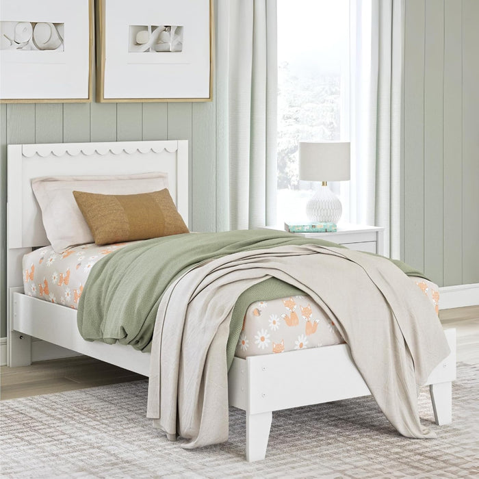 Signature Design by Ashley Hallityn Casual Twin Panel Platform Bed, Foundation or Box Spring Not Needed, White