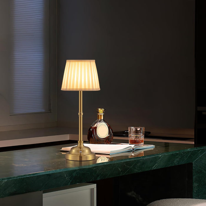 Portables Cordless Table Lamp, Fabric Shade Desk Lamp, 4000Mah Rechargeable Battery Powered Lighting, Dimmable Light for Dining Room, Bedroom, Bedside, Bar, Night Light, Camping, Balcony (Gold)