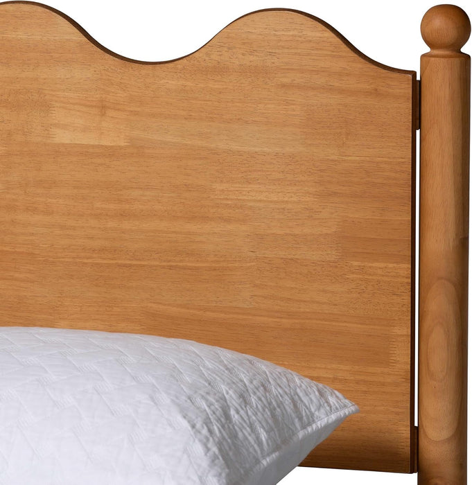 Malaya Modern Oak Brown Wood Queen Platform Bed with Scalloped Edges