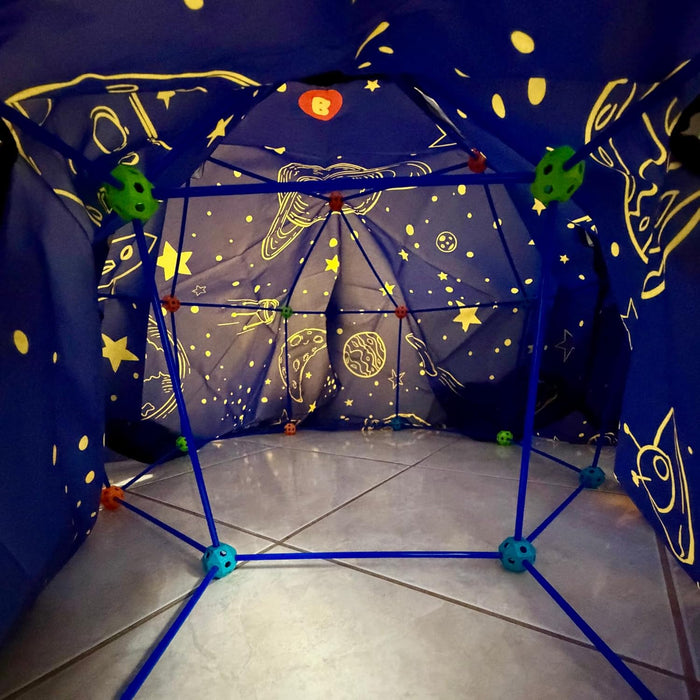 Space Original Blanket Fort Building Kit for Kids, 4 Blanket  Toy, Make a Portable Playhouse, Play Tent Boy and Girl Indoor Outdoor Build Set, STEM Children Toy, Ages 4, 8, 12 +