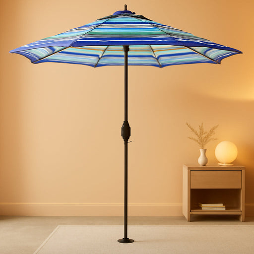 9' Outdoor Patio Umbrella, Outdoor Table Umbrella, Yard Umbrella, Market Umbrella with 8 Sturdy Ribs, Push Button Tilt and Crank