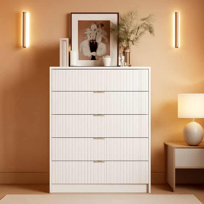 White Dresser for Bedroom, Modern Dresser with 5 Drawers and Smooth Slides, Wide Chest of Drawers with Golden Handles for Bedroom, Living Room, Closet, 15.7" D X 31.5" W X 47.2" H