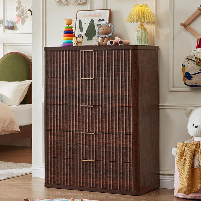 Fluted 5 Drawers Dresser for Bedroom, 41" Tall Modern Chest of Drawers with Metal Handle, Curved Profile Farmhouse Closet Organizer Wood Dressers TV Stand for Living Room, Hallway, Walnut