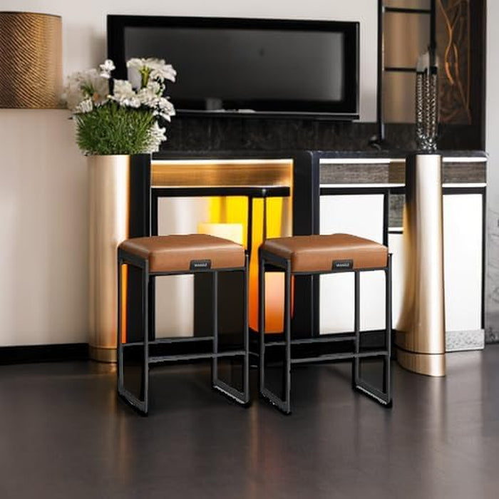 VASAGLE EKHO Collection - Bar Stools Set of 2, Counter Height Bar Stools, Synthetic Leather with Stitching, Mid-Century Modern, 26-Inch Tall, Kichen Home Bar Dining Room, Caramel Brown ULBC086K01V1