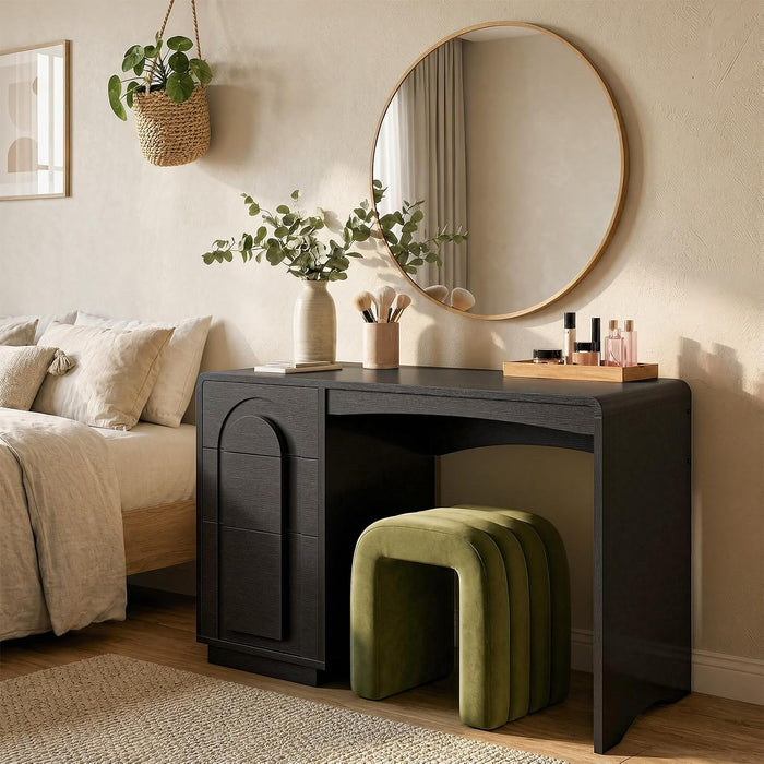 47" Computer Desk with 3 Drawers, Executive Style, Black