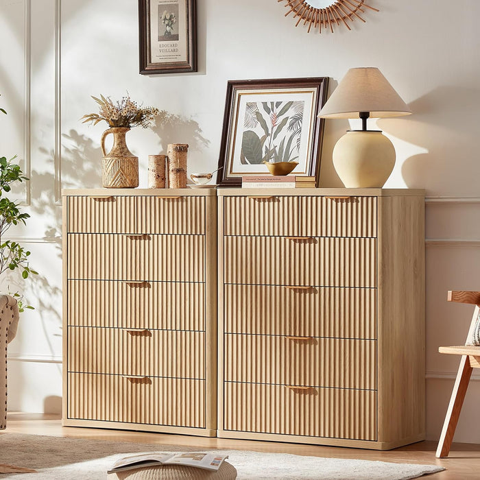 Fluted 6 Drawers Dresser for Bedroom, 42" Tall Modern Chest of Drawers with Metal Handle, Curved Profile Design,Natural Wood Drawer Organizer for Bedroom, Living Room, Hallway, Entryway