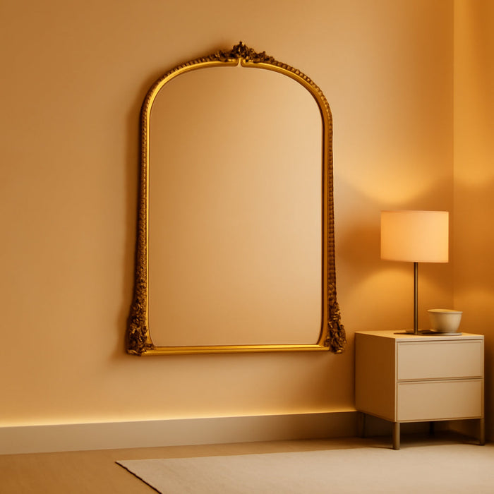 24"×32" Gold Arched Wall Mirror with Vintage Carving