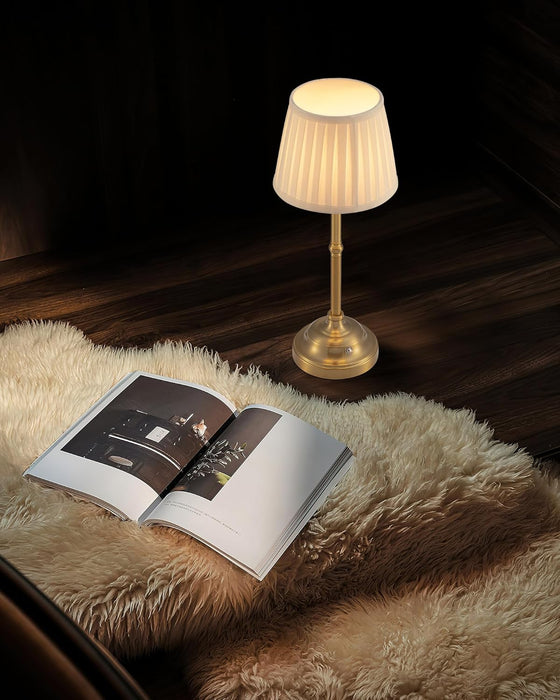 Portables Cordless Table Lamp, Fabric Shade Desk Lamp, 4000Mah Rechargeable Battery Powered Lighting, Dimmable Light for Dining Room, Bedroom, Bedside, Bar, Night Light, Camping, Balcony (Gold)