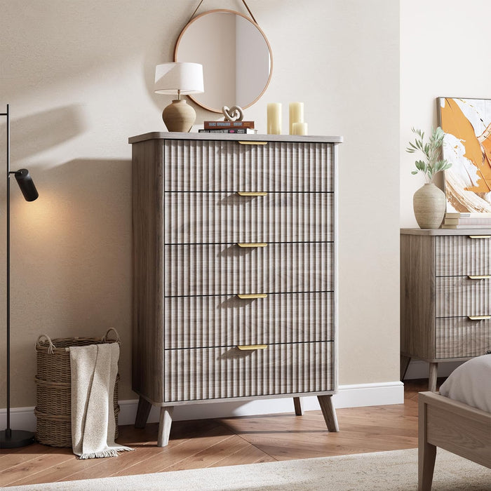 Fluted Dresser for Bedroom with 5 Deep Drawers, 47.2 in Tall Chest of Drawers, Curved Profile Design, Modern Wooden Dresser, for Living Room, Kids Room, Hallway, Grey