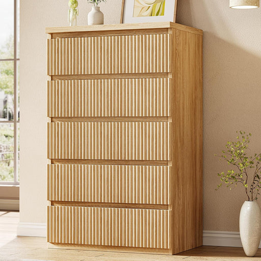 Fluted 5 Drawer Dresser for Bedroom, 43" Tall Dresser for Bedroom, Modern Fluted Chest of Drawers, Handle-Free/Floor-Mounted Wood Drawer Dresser for Living Room, Bedroom, Entryway, Hallway (Oak)