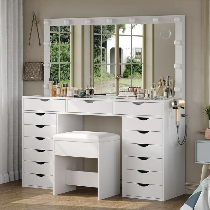 White Vanity Desk With Illuminated Mirror Lighting