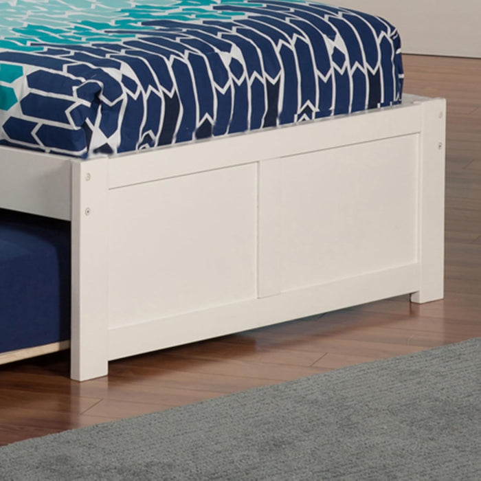 Concord Twin Size Platform Bed with Footboard & Twin Trundle in White
