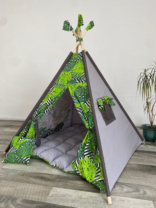 Safari Animals Cotton Indoor Playhouse, Jungle Teepee Tent