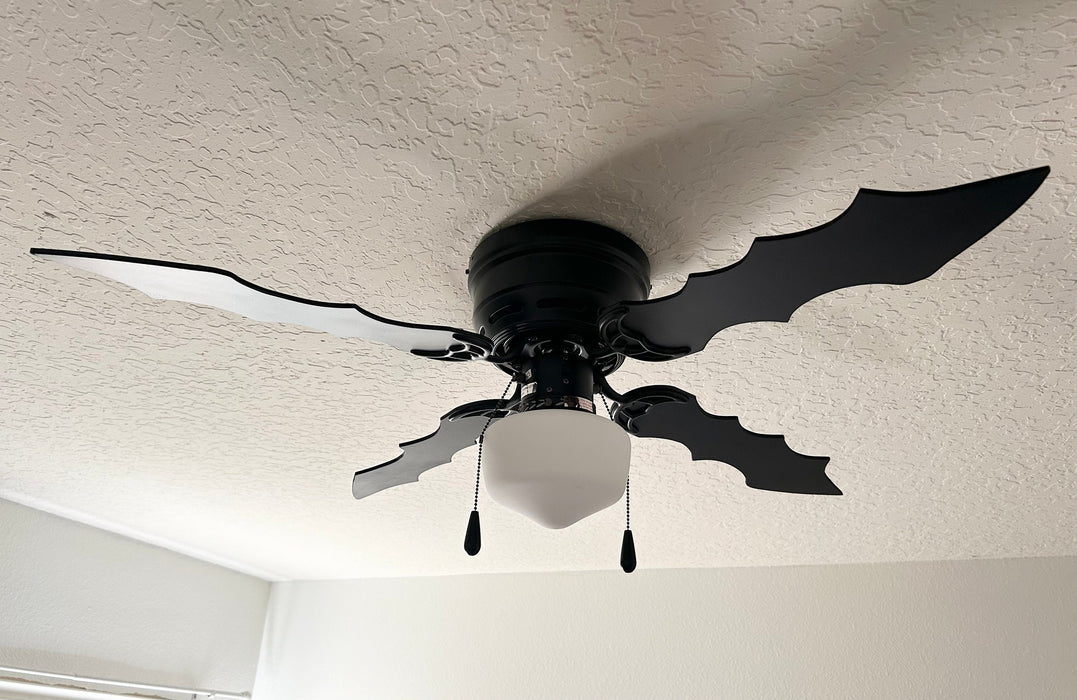 Bat Ceiling Fan, Bat Fan Goth Home Decor, Gothic Room Decor, Bat Pull String Fan, Decorative Bat Wing Fan with Light Fixture, Batwing Fan