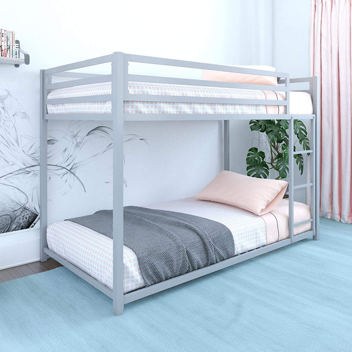 Metal Triple Bunk Bed with Guardrails