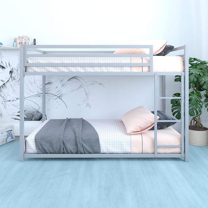 Metal Triple Bunk Bed with Guardrails
