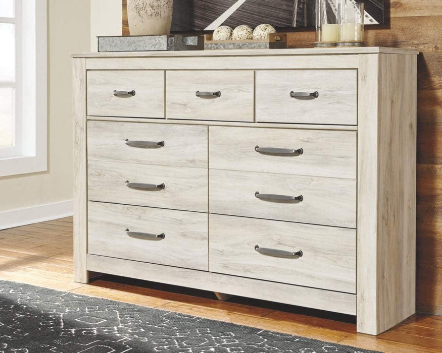 Farmhouse 7-Drawer Dresser, Whitewash