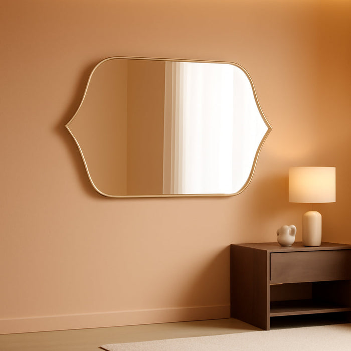 Contemporary Tyla Wall Mirror, 20 X 32, Gold Finish, Decorative Glamorous Peaked Mirror